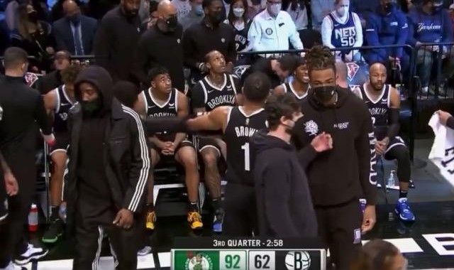 球速体育链接-【现场】无核篮网惨遭九连败 流言猖獗愁云密布