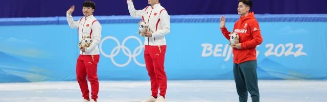 男子1000米“抓马”频出 任子威刘少昂如何看判罚？