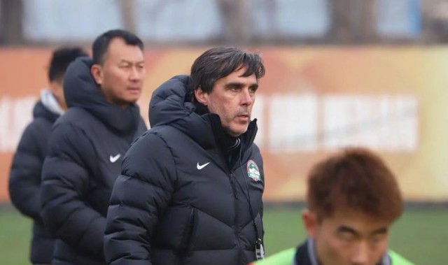 球速体育-牛梓屹不去大连了！拉帅开启高原魔鬼训练，西乙边锋加盟只差官宣